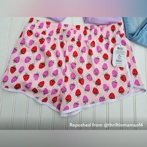 Wonder nation strawberry print shorts